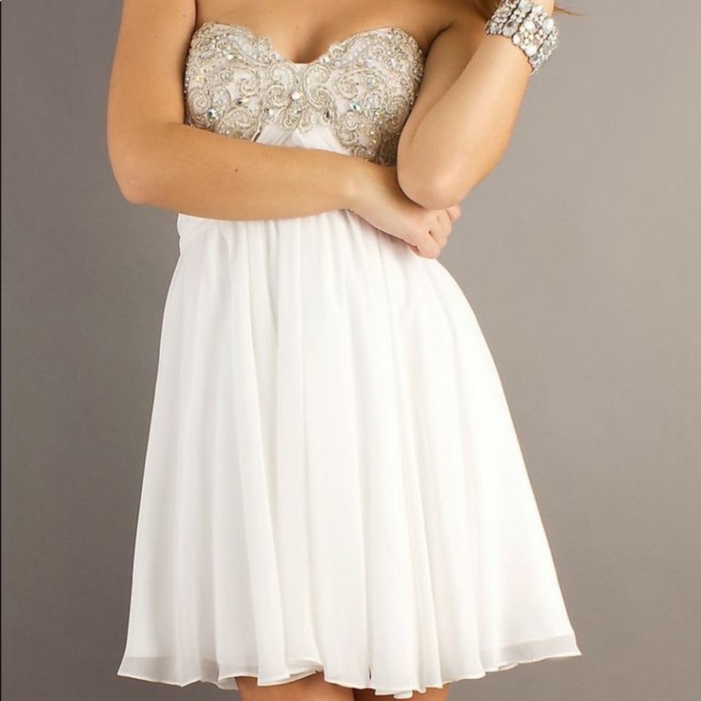 Prom dress / homecoming dress